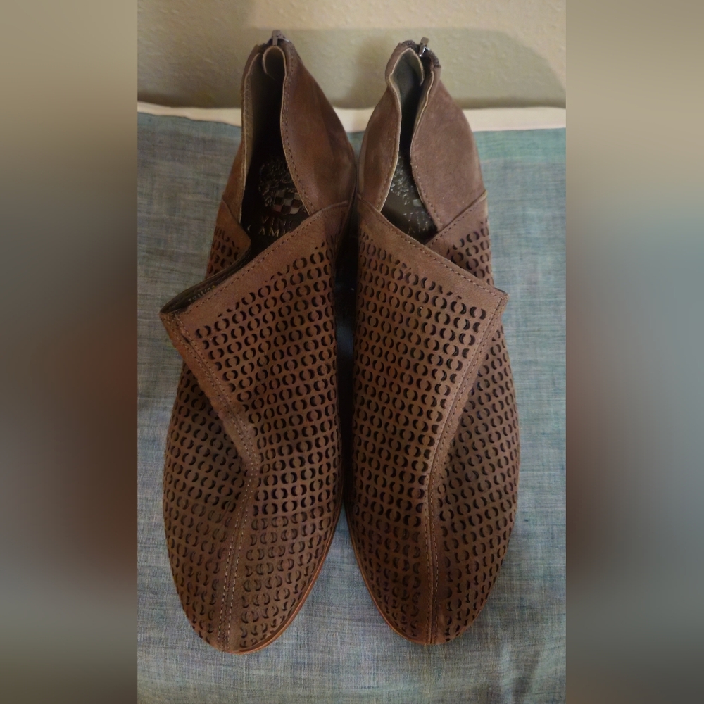 Vince Camuto Brown Perforated Ankle Booties Size 7.5